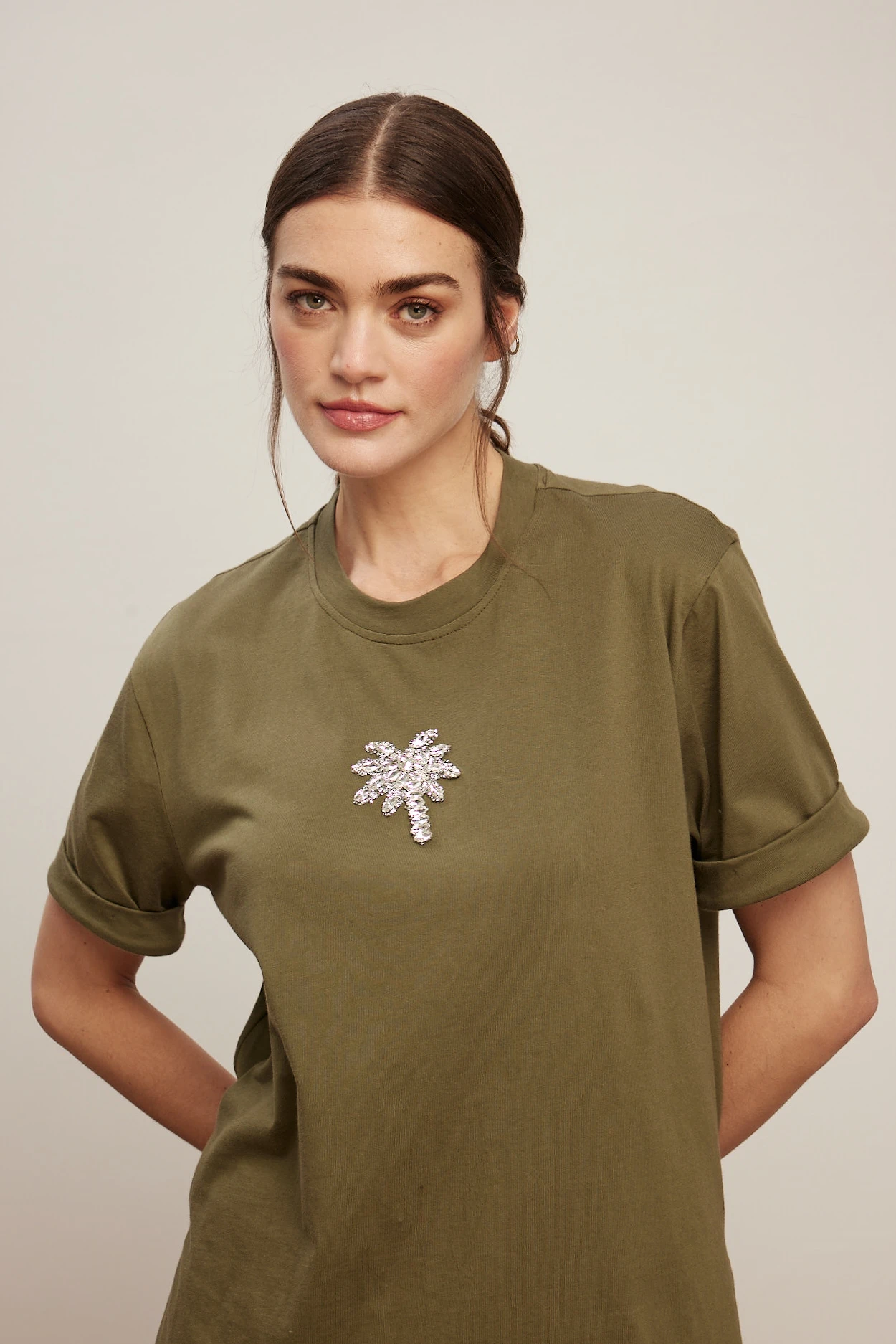HAKİ VENÖVE LOLA T-SHIRT