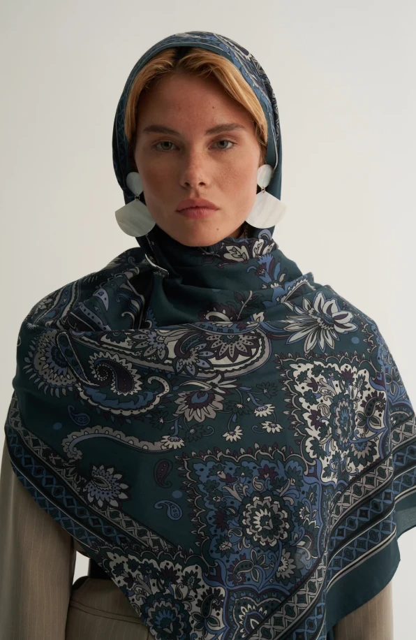 FLORYN BLUE MORENO FLORYN BLUE