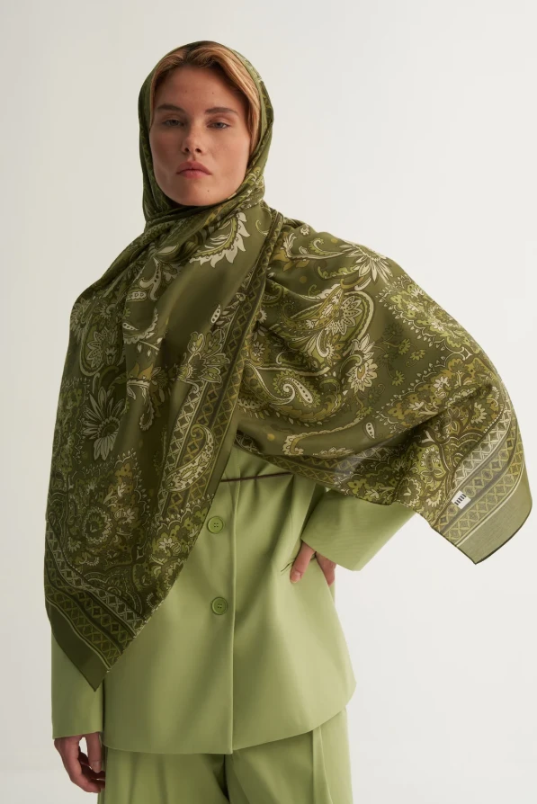 FLORYN KHAKİ MORENO  FLORYN KHAKİ