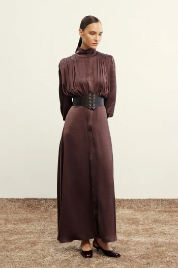 KAHVERENGİ VENÖVE PERLA ELBİSE