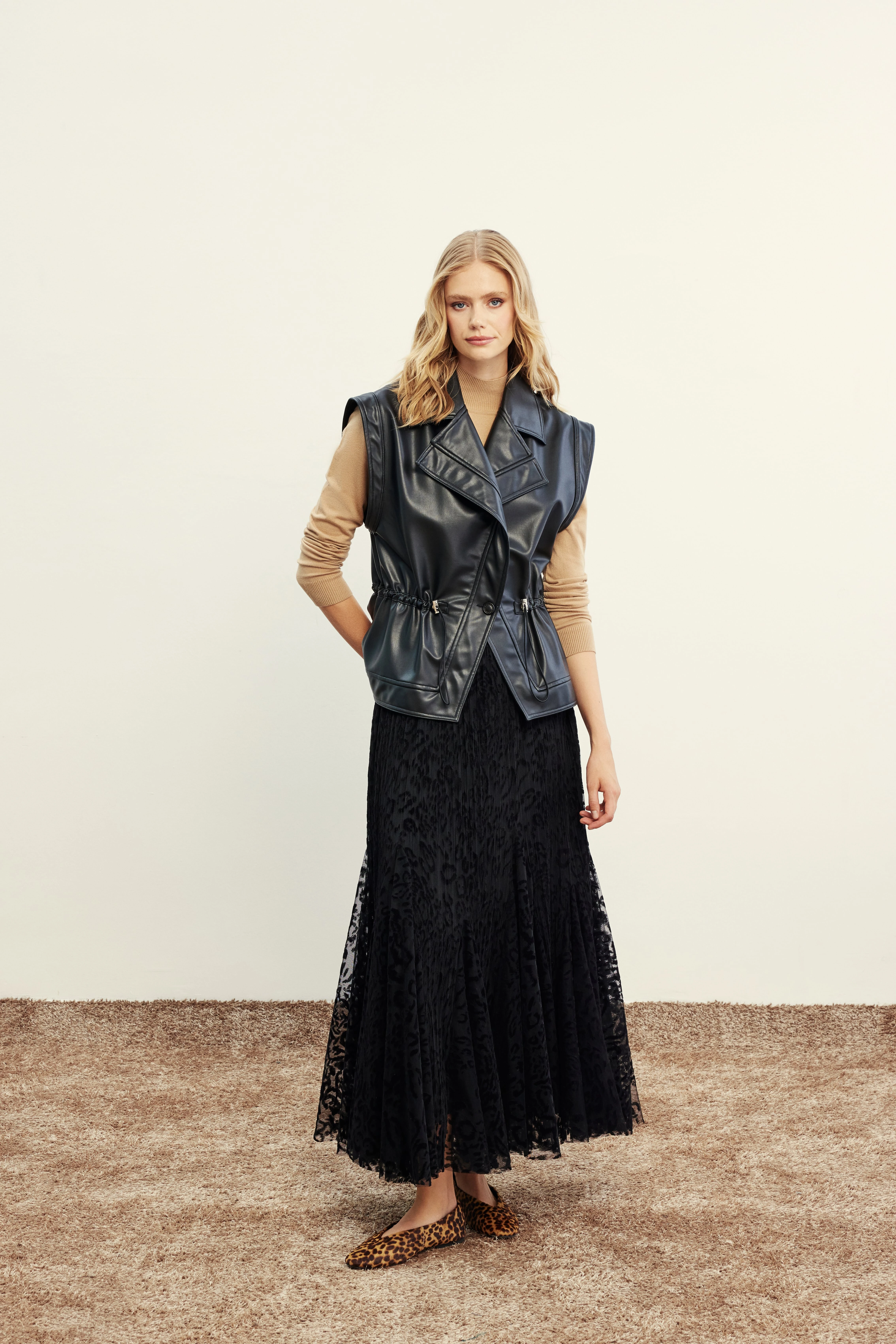 DESENLİ VENÖVE FİNN ETEK