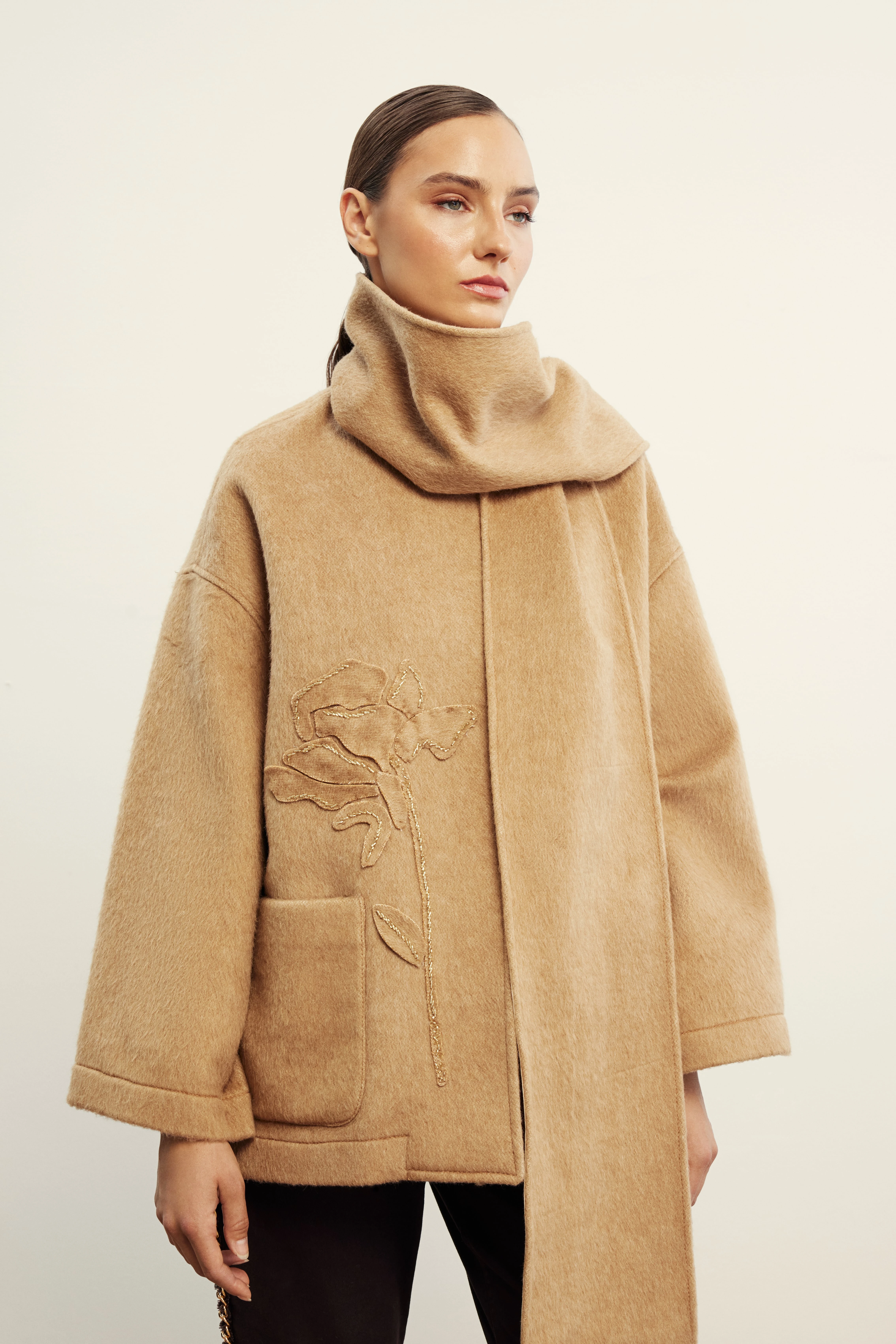 CAMEL VENÖVE MARTİN KABAN