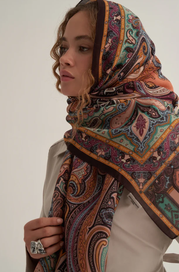 PLUM LİORA MORENO PLUM LİORA