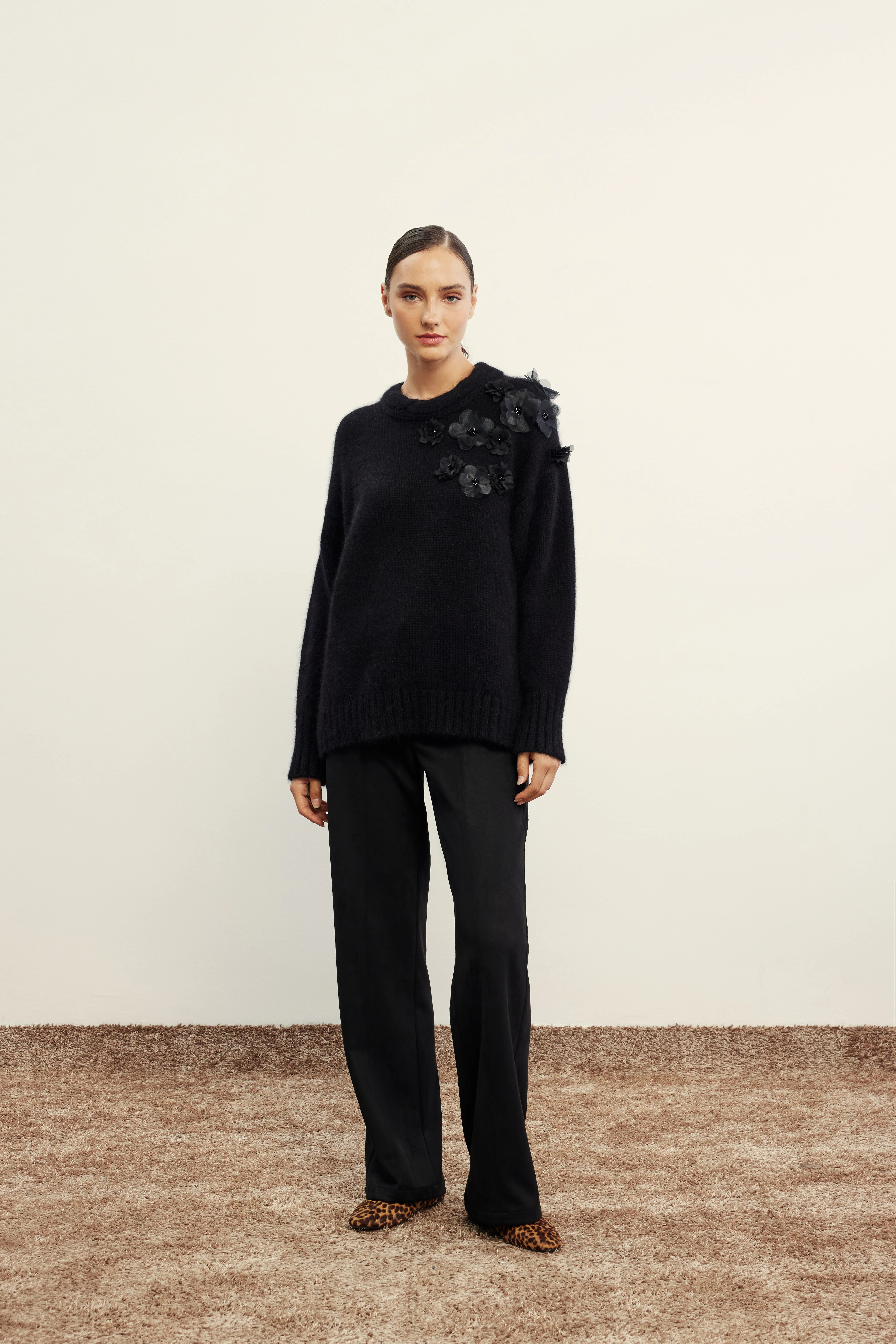 SİYAH VENÖVE LENORA TRİKO