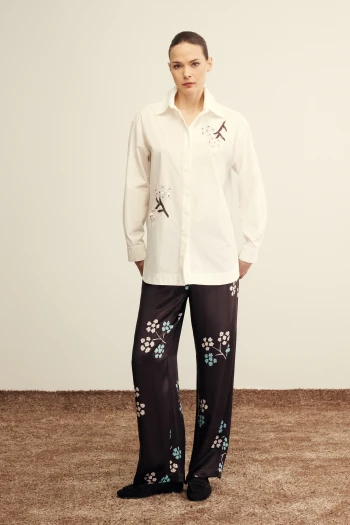 BEYAZ VENÖVE LIV GÖMLEK