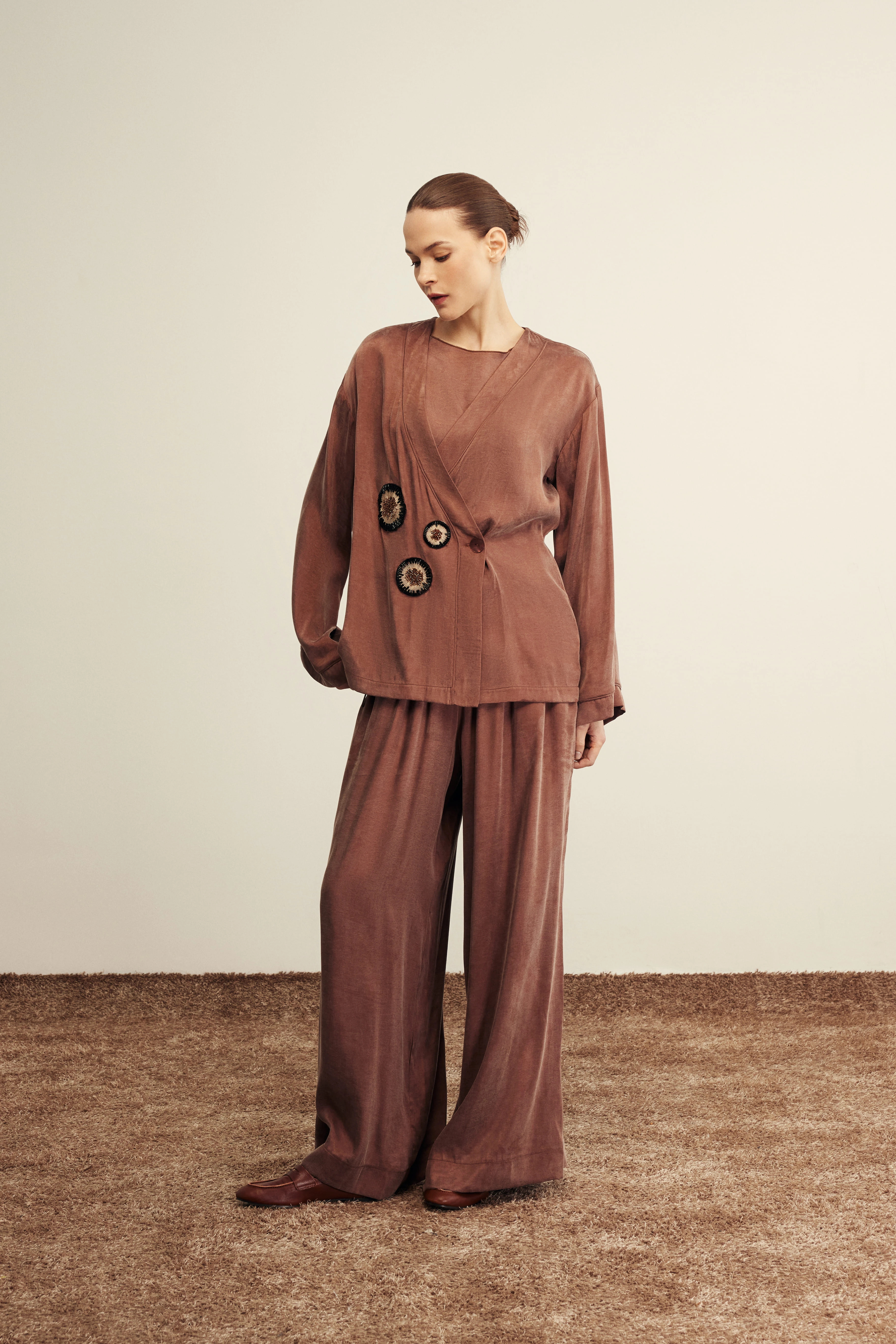 KAHVERENGİ VENÖVE EMMY CEKET BLUZ TAKIM